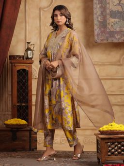 Rain & Rainbow - Floral Printed Sequined Anarkali Kurta Pant With Dupatta