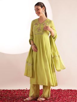 Rain & Rainbow - Vbuyz Women Embroidered Flared Kurta Palazzo With Dupatta