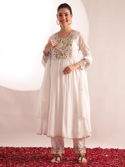Vbuyz - Women Embroidered Flared Kurta Pant With Dupatta