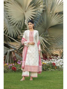 Safaa - Rang Mahal Radiance White Regular Fit Kurta Sets With Dupatta