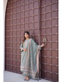 Safaa - Dilshad Garden Delight Regular Fit Kurta Sets With Dupatta