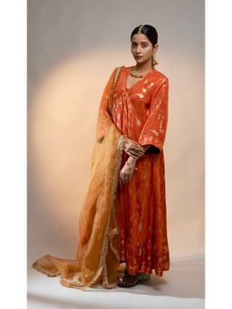 DaMAK - Kala Banarasi Rust Kurta With Pant And Dupatta