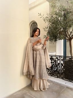 Safaa - The Al-Saboor Cream Regular Fit Anarkali Kurta with Pant and Dupatta