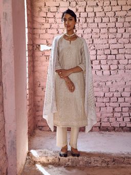Karaj Jaipur - Off-White Chikankari Chanderi Kurta And Pant With Dupatta