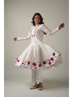 Tanu Malhotra - White Hand Painted Anarkali Kurta With Pant