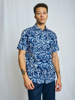 Bruun & Stengade - Men Blue Printed Spread Collar Short Sleeve Shirt