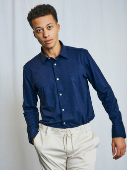 Bruun & Stengade - Men Blue Solid Spread Collar Full Sleeve Shirt