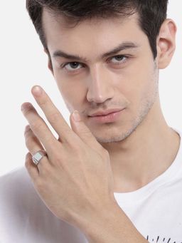Carlton London - Men Silver Toned Rhodium Plated Finger Ring
