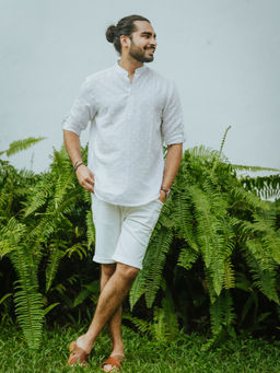 KINGDOM OF WHITE - Azlin Mens White Shirt