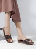 Brown color option
