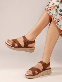 DENILL - Women's Brown Round Toe Sandals