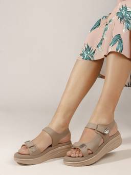 DENILL - Women's Beige Round Toe Sandals