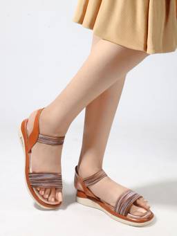 DENILL - Women's Tan Round Toe Sandals