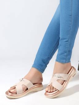 DENILL - Women's Cream Round Toe Sandals