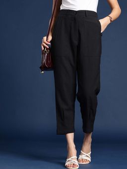 FITHUB - Women Black Straight Fit Pants