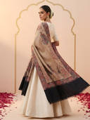 Beige color option, Currently selected