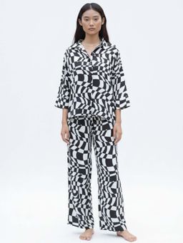 Dear Bed Comfort Clothing - Black & White Chess Print Shirt With Pyjama