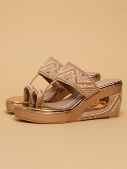 ERIDANI - Aashi Rose Gold Kolhapuris