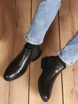 Carlton London - Classic Slip On Black Chelsea Boots for Men