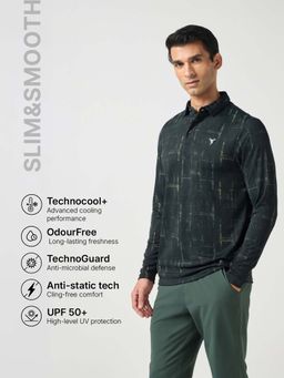 Technosport - Green Mens Abstract Printed Slim Fit Henley Neck Sports T-Shirt