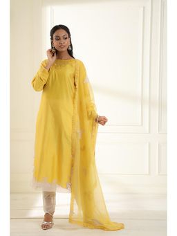 Omana by Ranjana Bothra - Yellow Embroidered Boat Neck Kurta With Pant And Dupatta