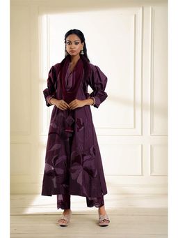 Omana by Ranjana Bothra - Wine Embroidered Puff Sleeves Kurta With Pant And Dupatta