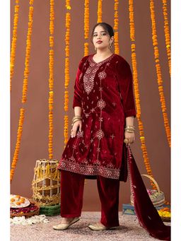 Mamicha - Maroon Embellished/Sequined Kurta With Pant And Dupatta