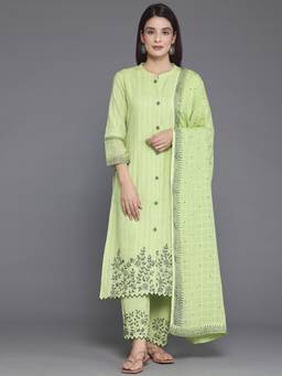 Libas - Green Floral Hem Embroidered Kurta With Pant & Dupatta