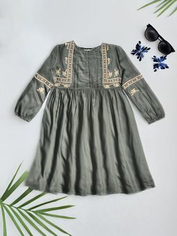 Bella Moda - Grey Embroidered Dress