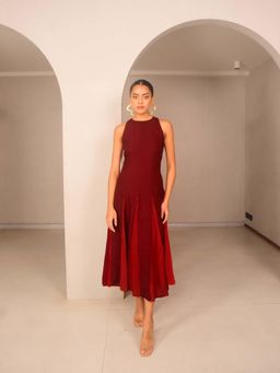 WHY SO BLUE - Womens Solid Maroon Dress