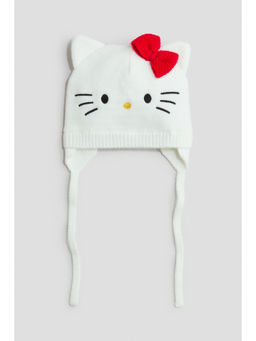 H&M - Unisex White Knitted chin-tie beanie