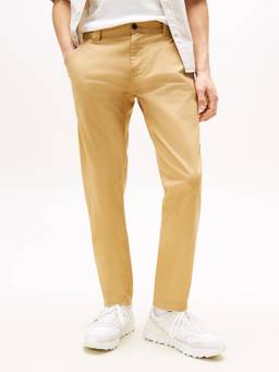 Tommy Hilfiger - Regular Fit Solid Low Rise Chinos