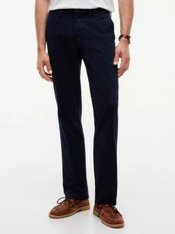 Tommy Hilfiger - Relaxed Fit Solid Mid Rise Chinos