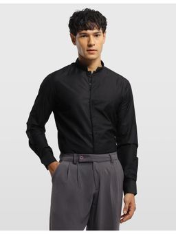 Arrow - Men Black Solid Slim Fit Shirt