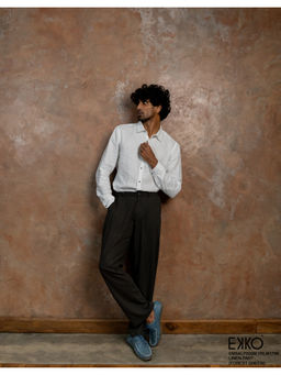 EKKO - Men Green Linen Blend Solid Straight Trouser