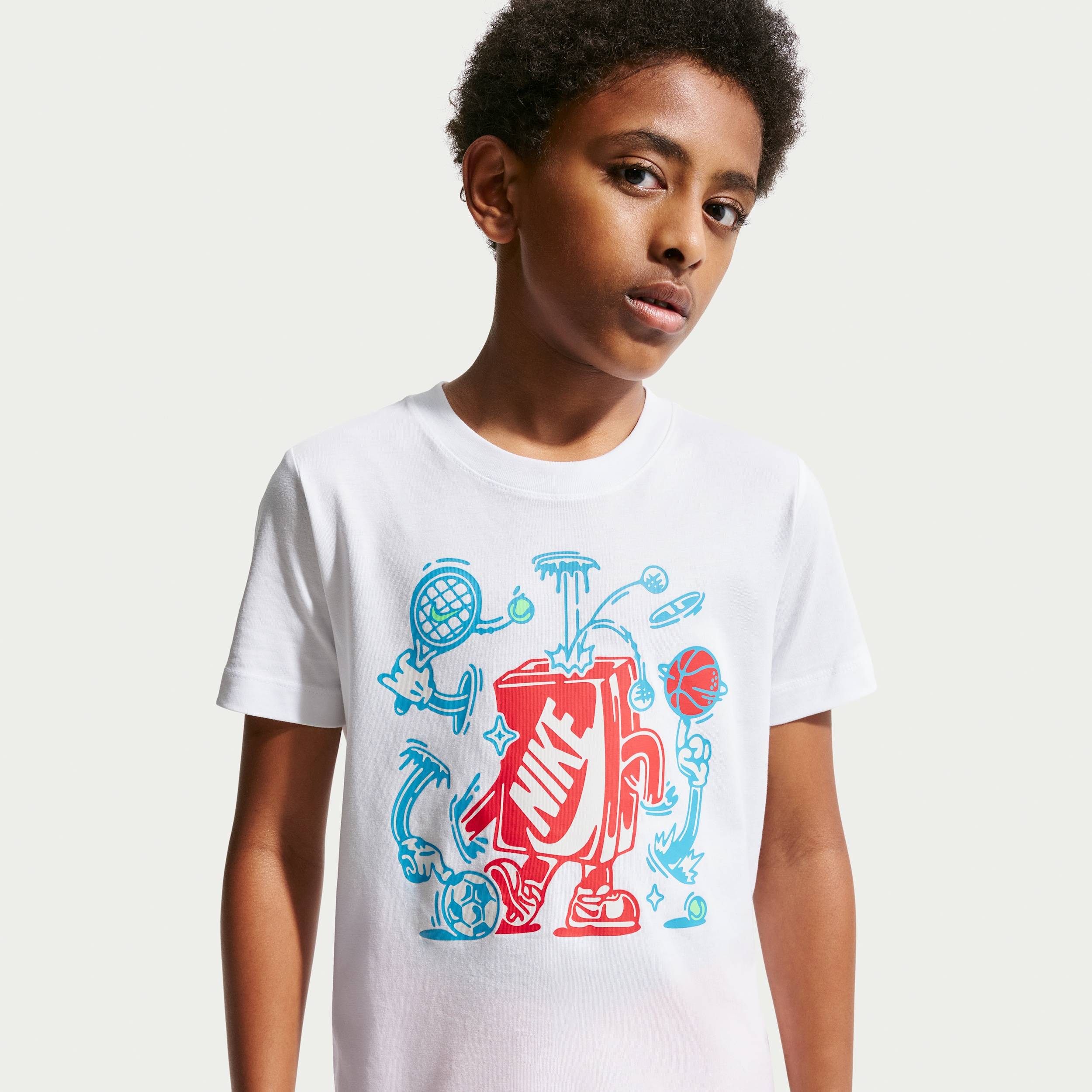 Buy Nike Sportswear Older Kids' T-Shirt Online | Nike India