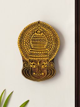 ExclusiveLane - 'Kathakali Maquillage' Hand Carved Block Wall D