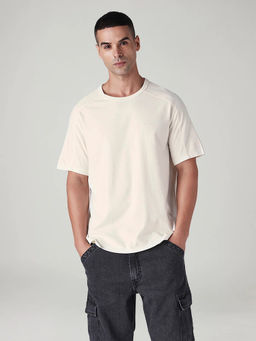 Levi's - Men Off White Cotton Regular Fit T-Shirt