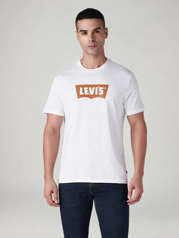 Levi's - Men White Cotton Slim Fit T-Shirt