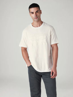 Levi's - Men Off White Cotton Regular Fit T-Shirt