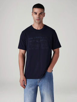 Levi's - Men Navy Blue Cotton Regular Fit T-Shirt