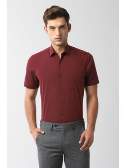 Peter England - Men Maroon Cotton Blend Regular Fit Shirt