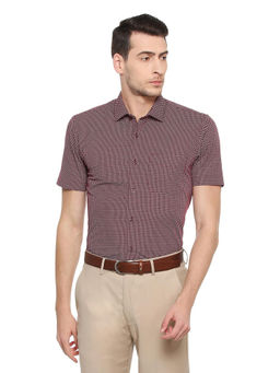Peter England - Men Maroon Cotton Slim Fit Shirt
