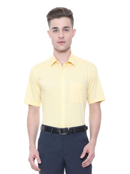 Peter England - Men Yellow Cotton Blend Regular Fit Shirt