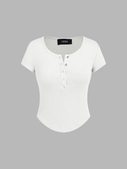 Cider - White Buckle Round Neck Short Sleeve T-Shirt