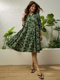 InWeave - Green Leaf Jaal Print Flared Knee Length Dress