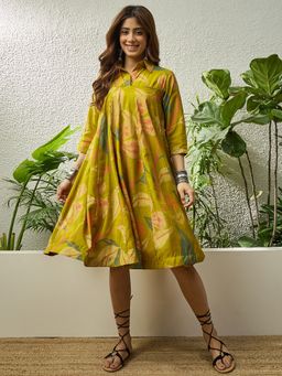 InWeave - Lemon Yellow Leaf Print Flared Knee Length Dress