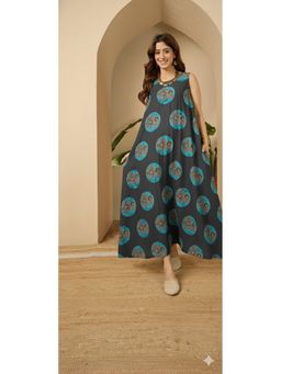 InWeave - Grey Round Neck A Line Maxi Dress