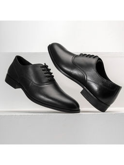 Red Tape - Mens Solid Black Oxford Shoes