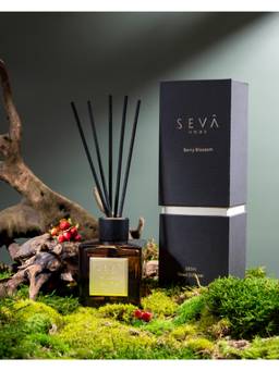 SEVA HOME - Berry Blossom Signature Reed Diffuser - 250 ml - Long-Lasting Scent